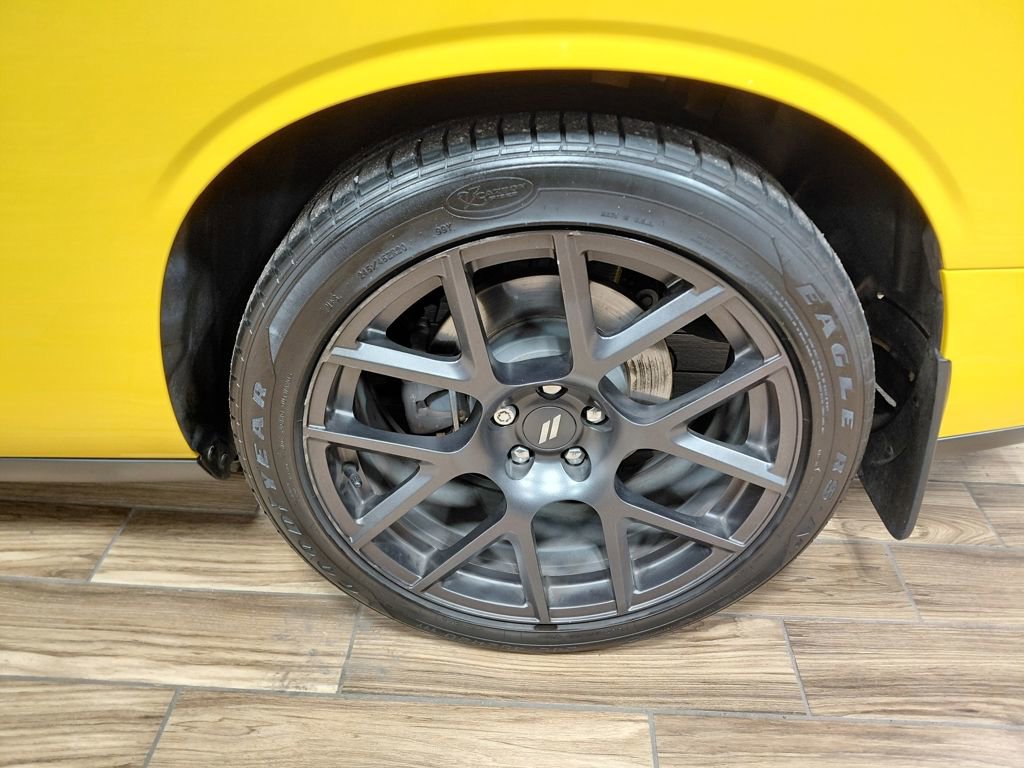 Certified 2017 Dodge Challenger R/T w/ Quick Order Package 22P T/A image 19