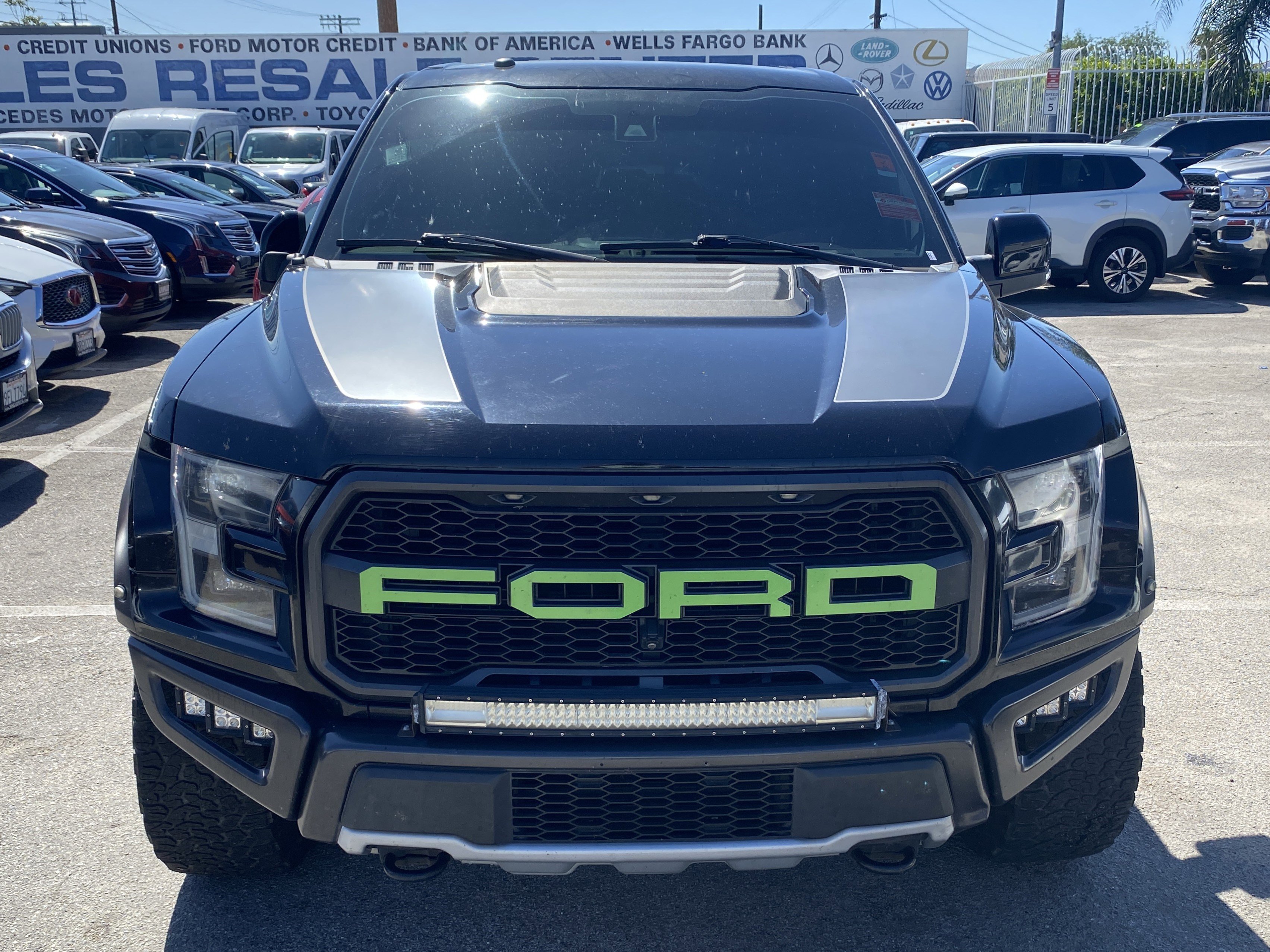 Used 2018 Ford F150 Raptor w/ Equipment Group 802A Luxury image 3