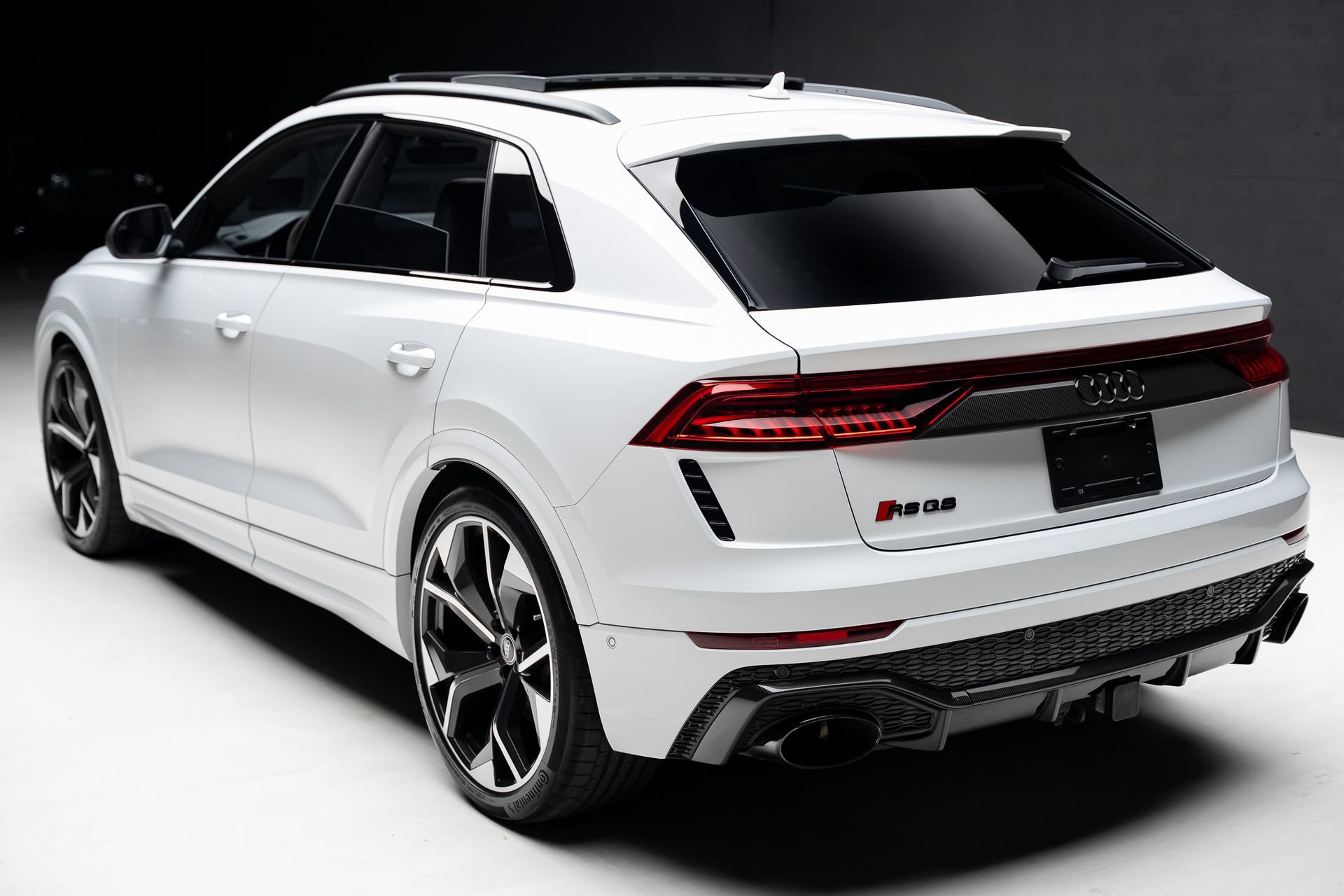 Used 2023 Audi RS Q8 AWD/4WD image 25