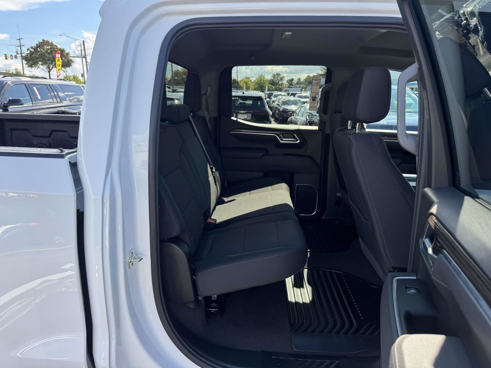 Used 2026 Chevrolet Silverado 1500 LT AWD/4WD image 21