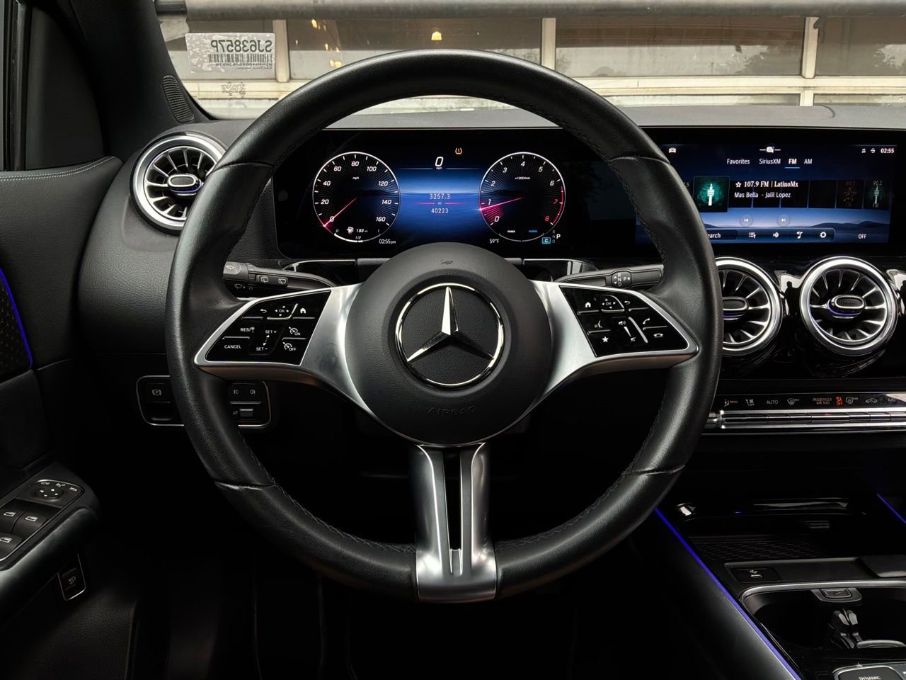Used 2025 Mercedes-Benz GLA 250 image 39