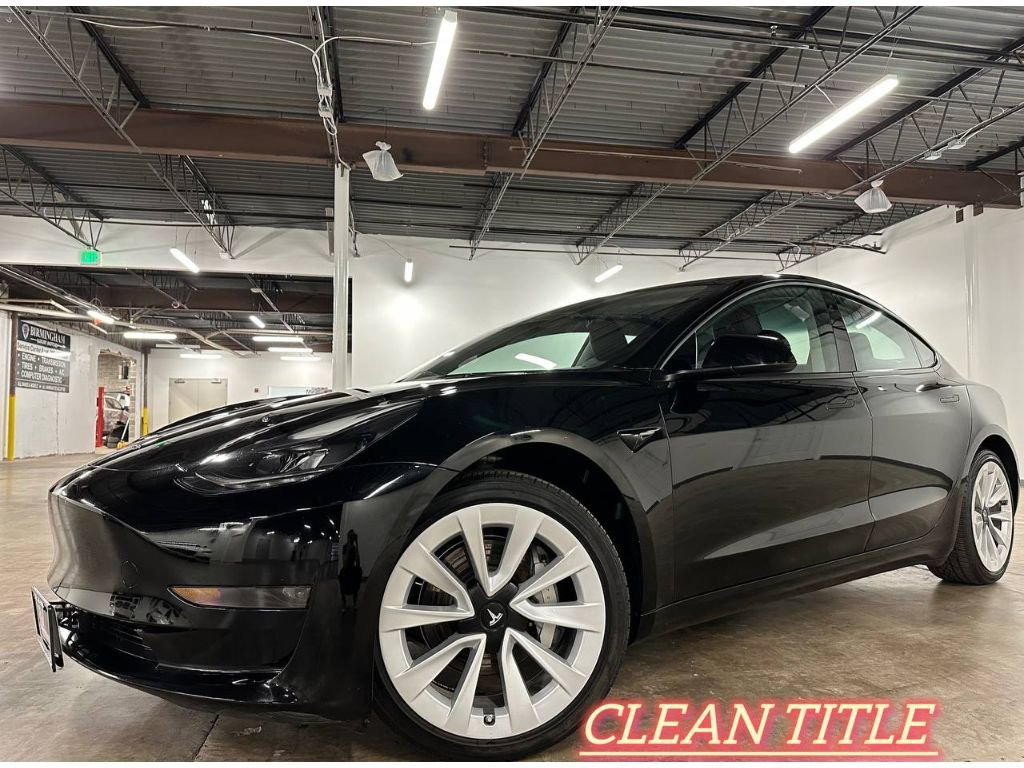 Used 2023 Tesla Model 3 Standard Range RWD image 1