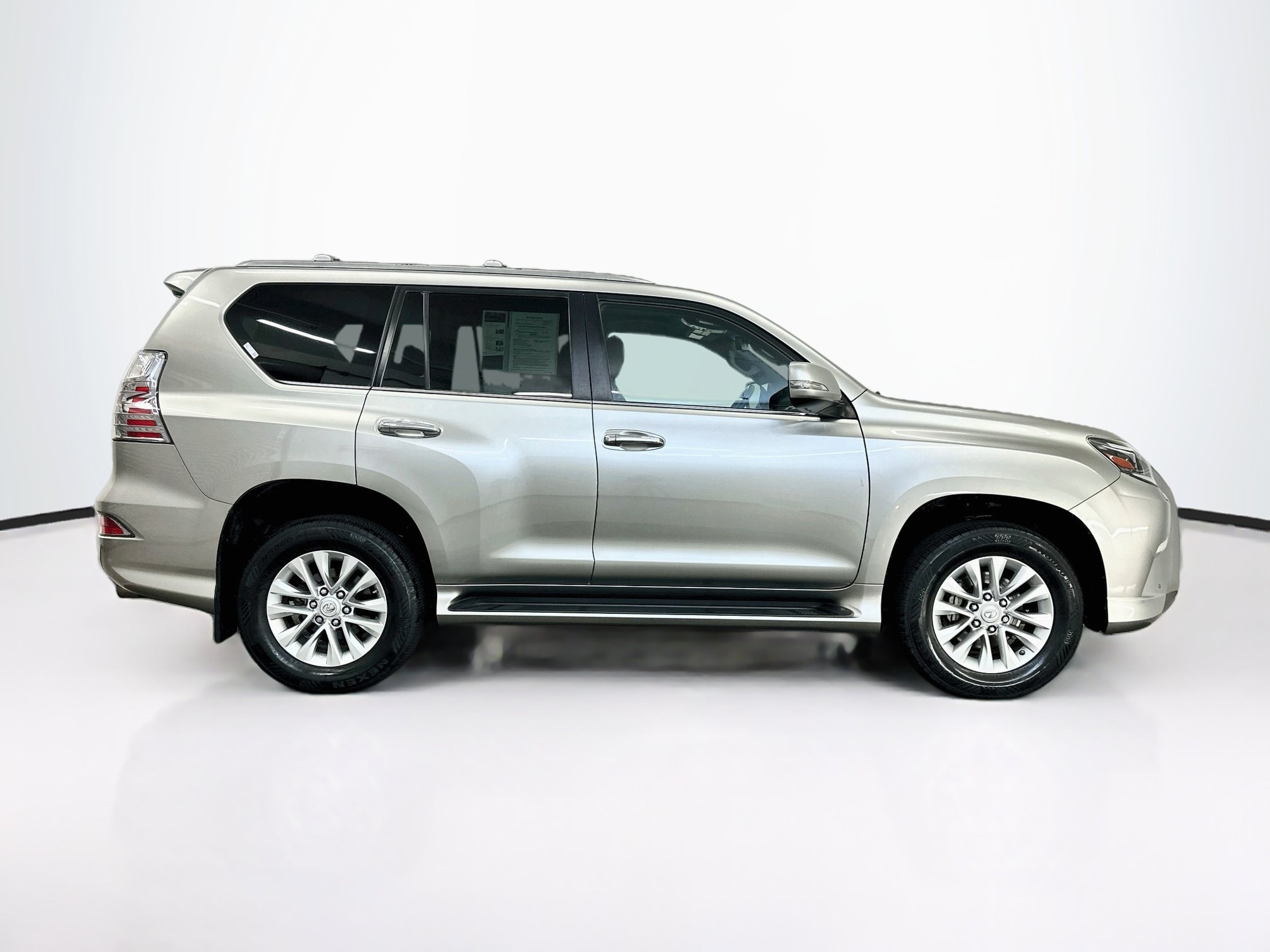 Used 2022 Lexus GX 460 Premium w/ Premium Plus Package AWD/4WD image 10