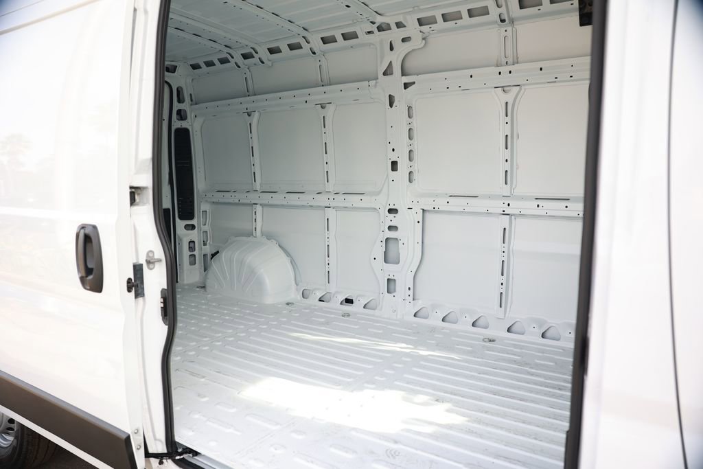 New 2026 RAM ProMaster 2500 w/ Safety Group FWD image 31