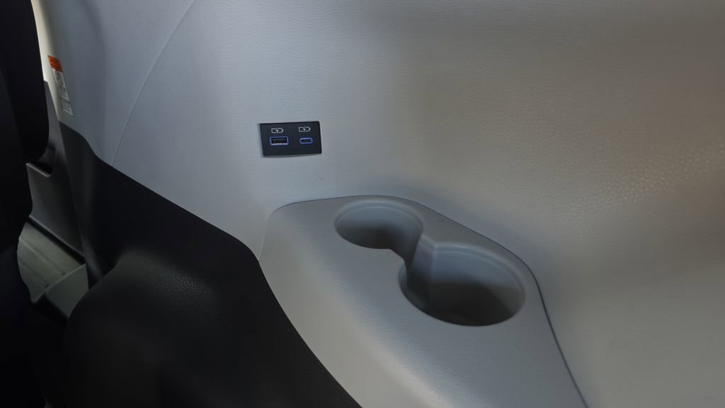 Used 2021 Toyota Sienna XSE image 21