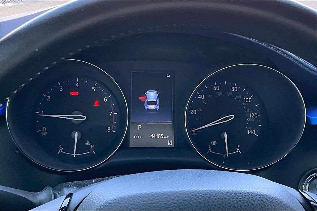 Used 2021 Toyota C-HR XLE image 19