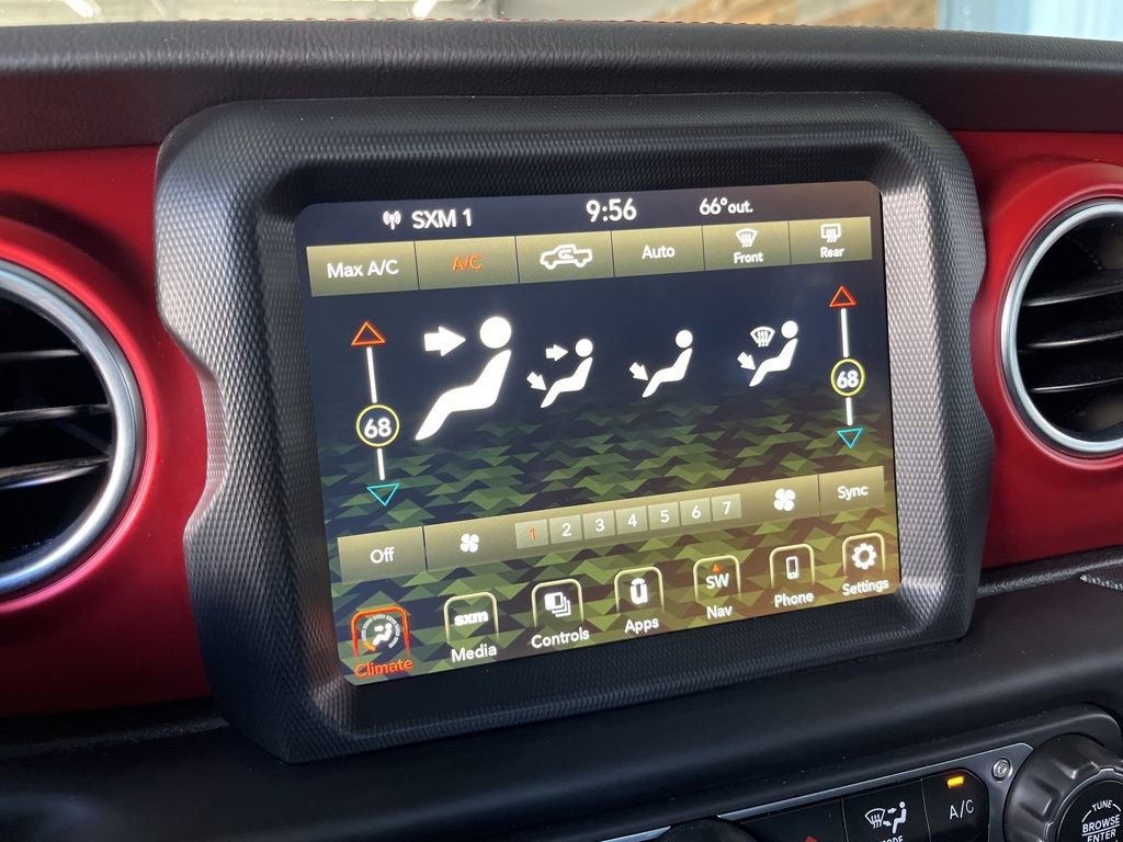 Used 2022 Jeep Gladiator Rubicon w/ LED Lighting Group AWD/4WD image 49