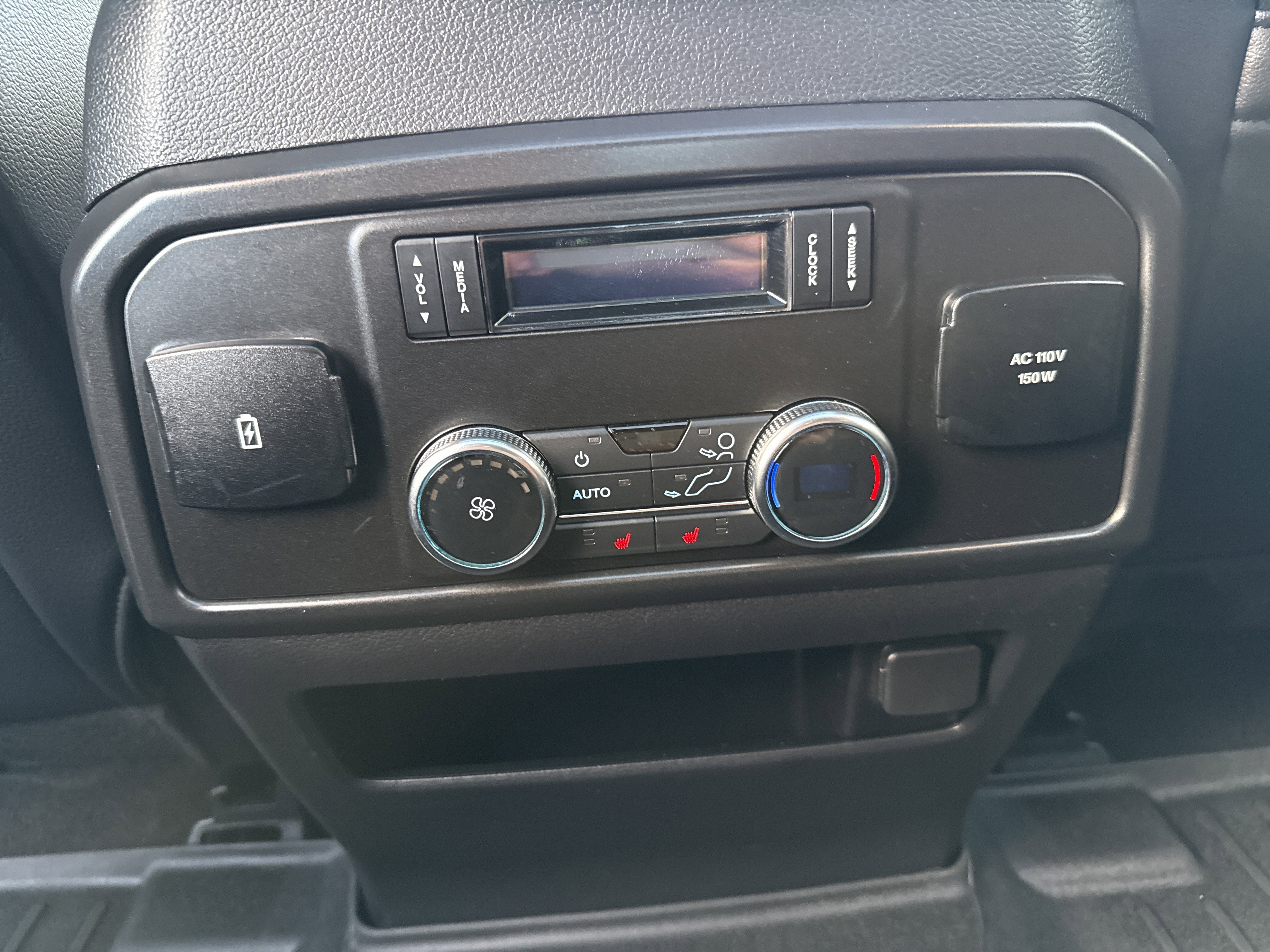 Certified 2020 Ford Expedition Limited w/ Equipment Group 303A AWD/4WD image 27