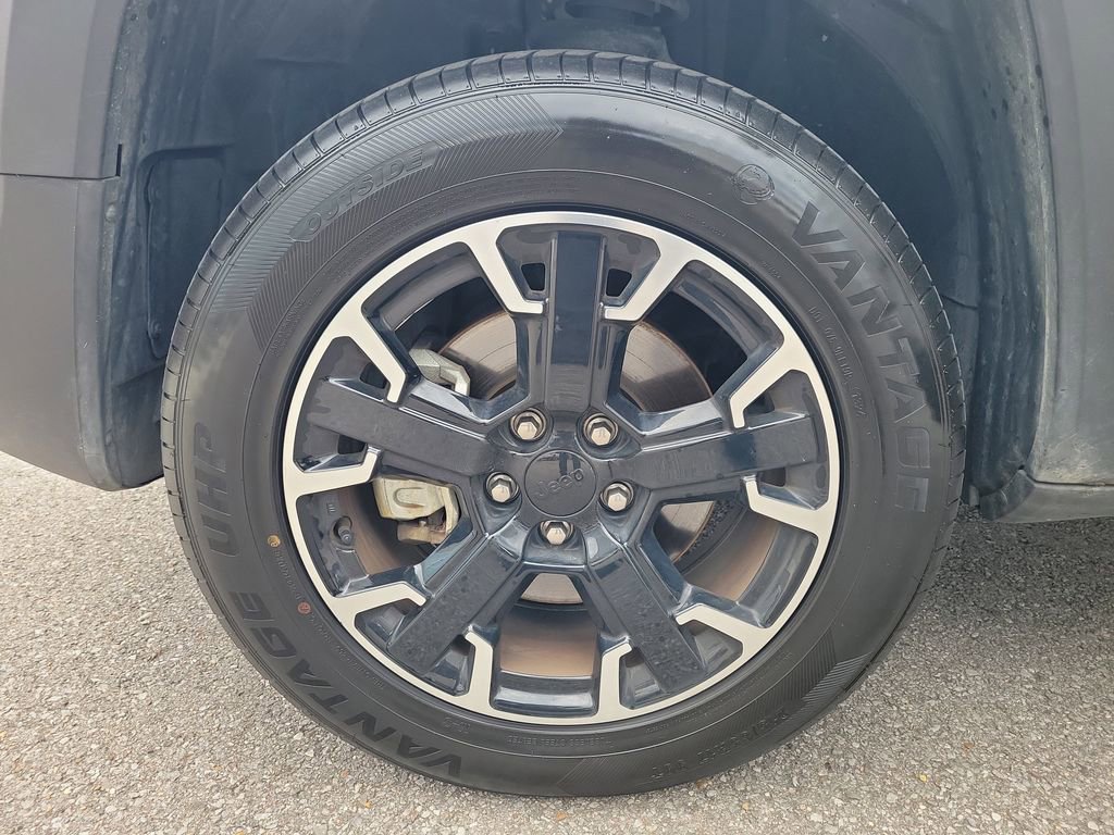 Used 2023 Jeep Renegade Latitude image 10