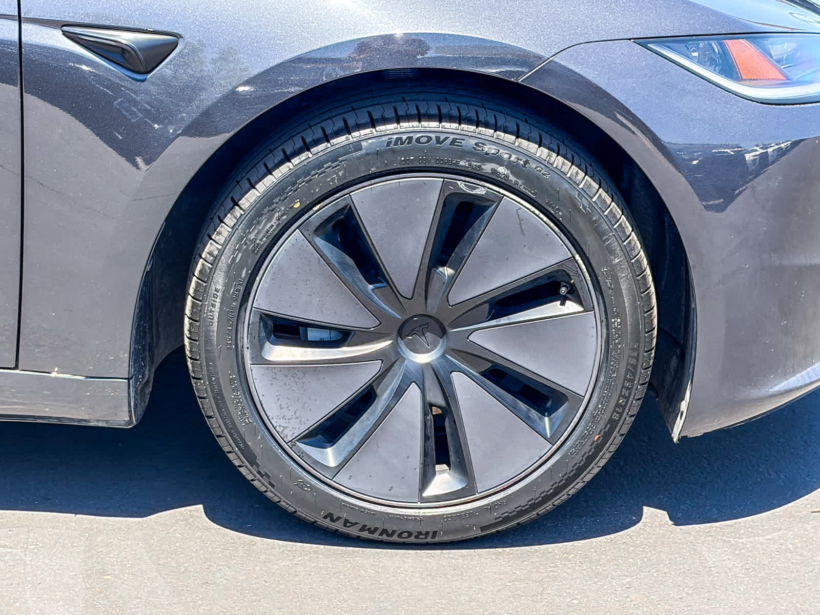 Used 2024 Tesla Model 3 Standard Range RWD image 9