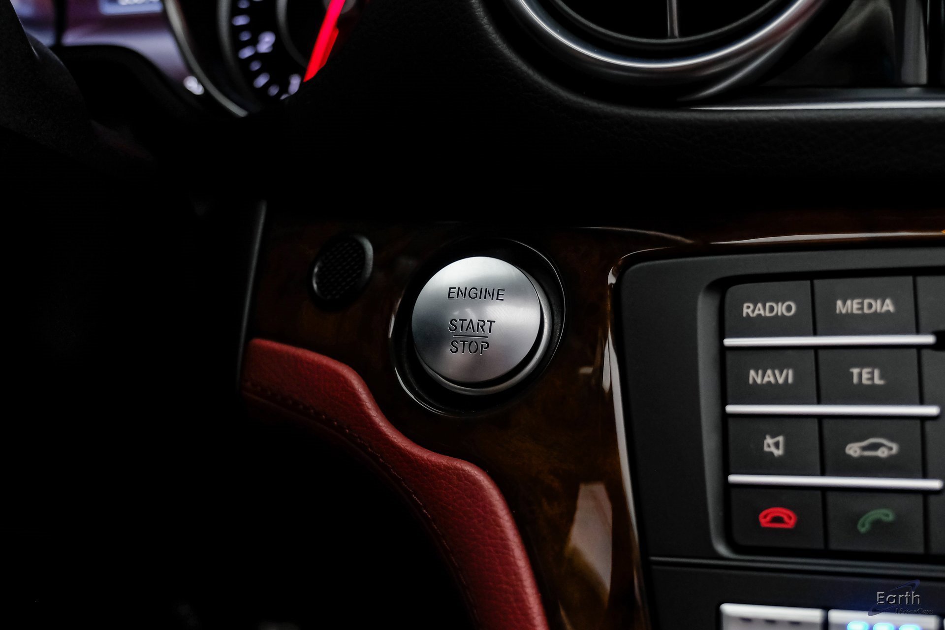 Used 2017 Mercedes-Benz SL 550 image 80