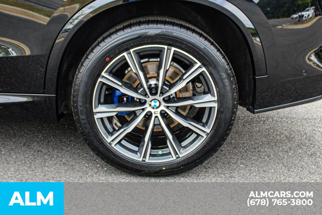 Used 2022 BMW X5 xDrive40i AWD/4WD image 16