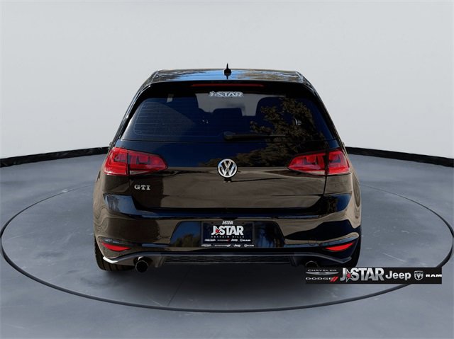 Used 2015 Volkswagen GTI SE image 6