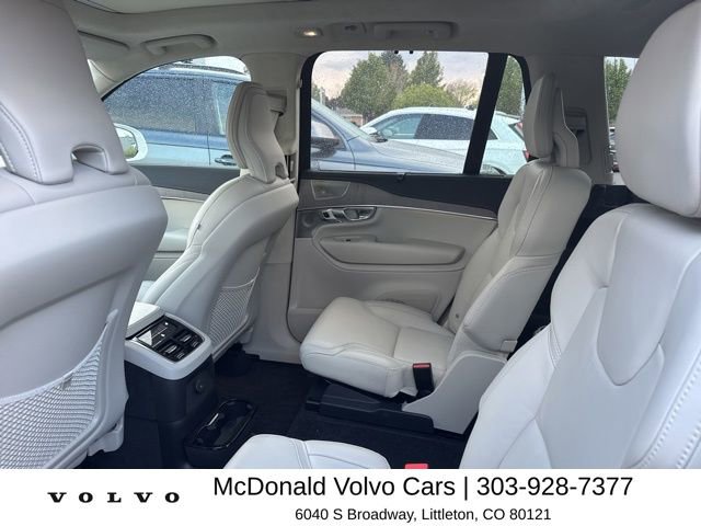 Used 2025 Volvo XC90 T8 Ultra w/ Lounge Package AWD/4WD image 15