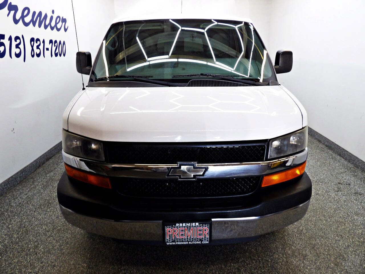 Used 2014 Chevrolet Express 3500 LT w/ LT Preferred Equipment Group RWD image 2