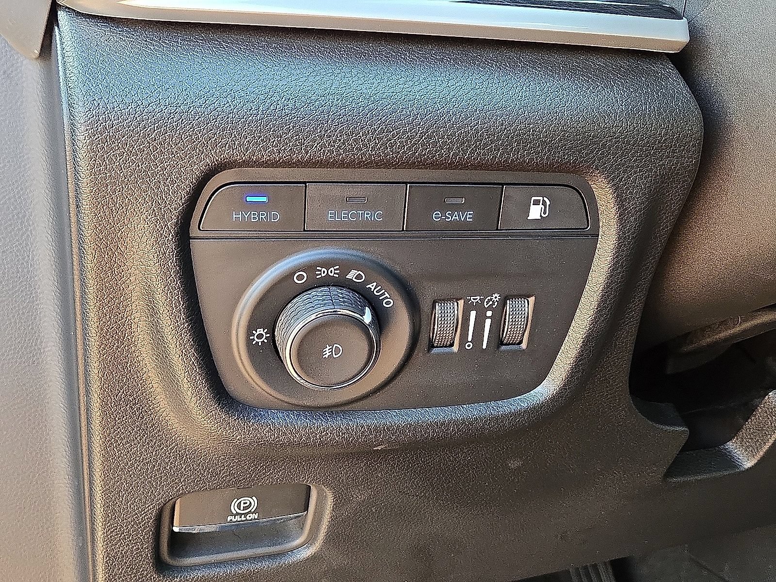 Used 2023 Jeep Grand Cherokee Trailhawk AWD/4WD image 29