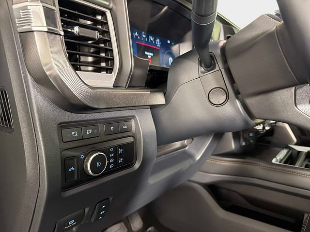 Used 2024 Ford F250 Platinum AWD/4WD image 45