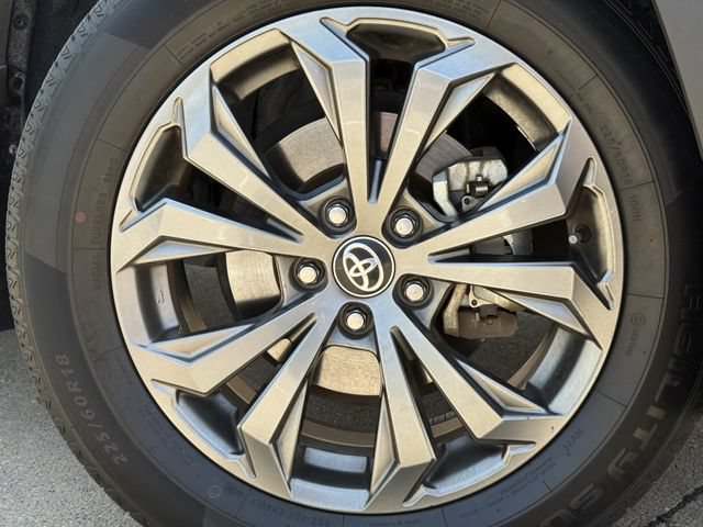 Certified 2023 Toyota RAV4 XLE Premium AWD/4WD image 9