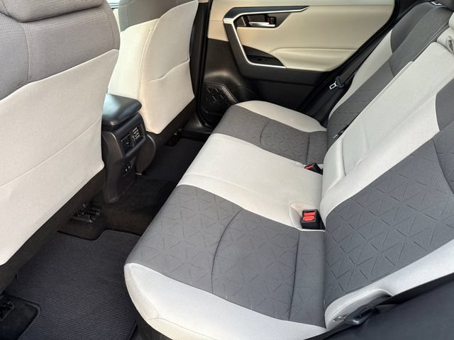 Used 2019 Toyota RAV4 XLE w/ Convenience Package AWD/4WD image 18