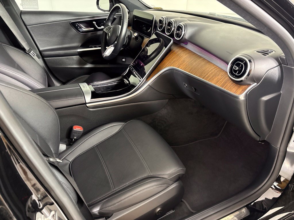Used 2025 Mercedes-Benz C 300 4MATIC Sedan image 18