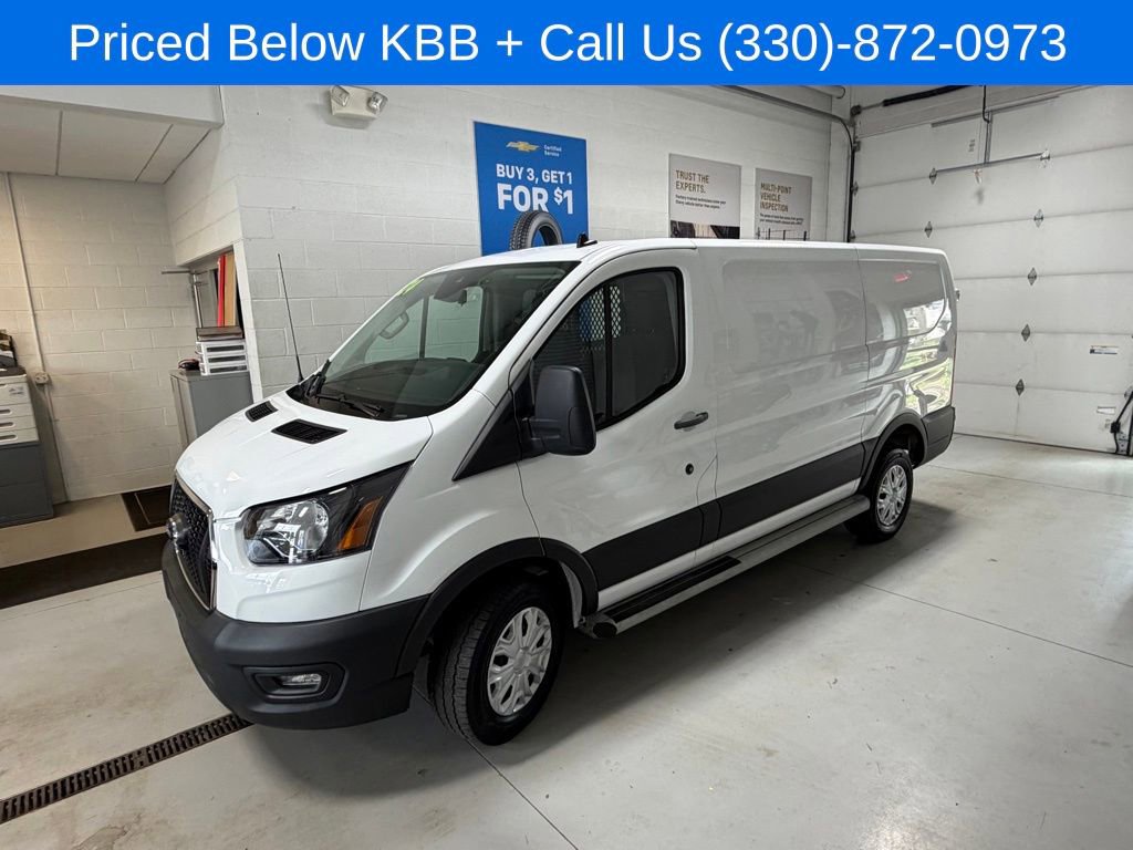 Used 2024 Ford Transit 250 Low Roof w/ Exterior Upgrade Package image 5