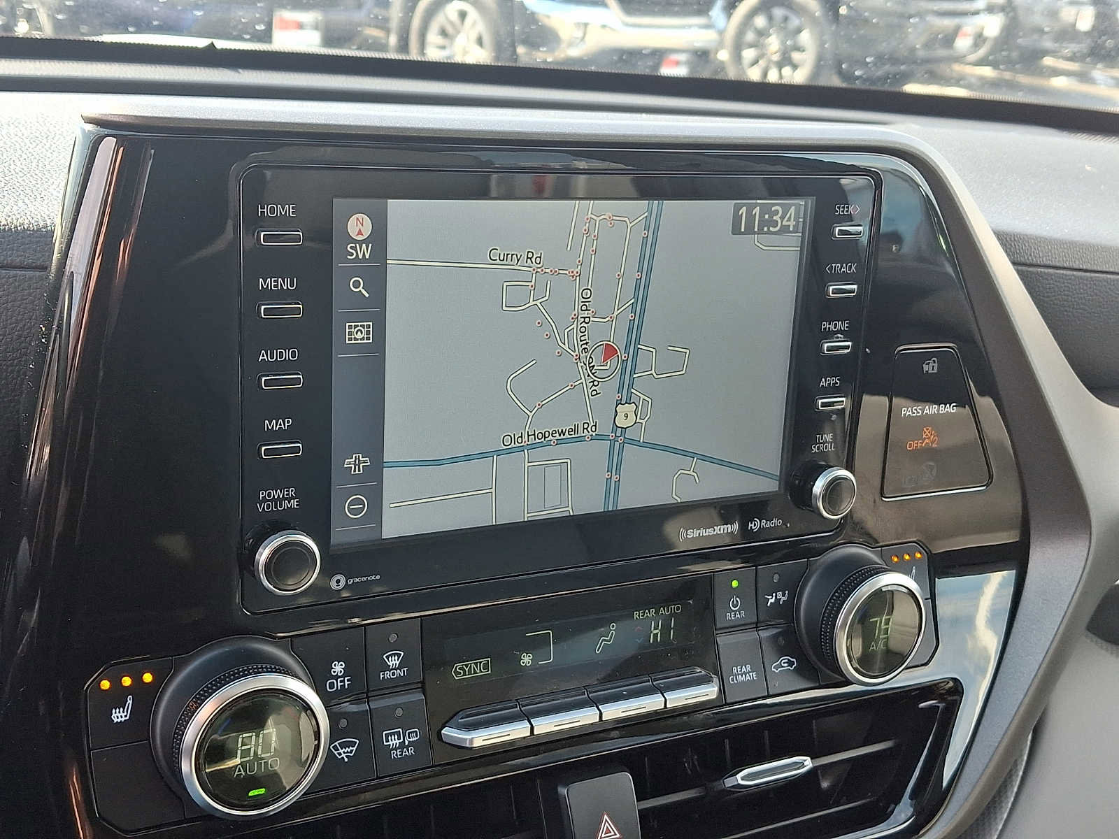 Certified 2022 Toyota Highlander XLE image 22