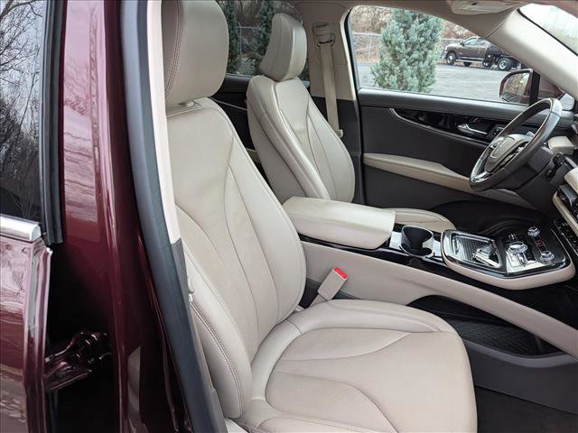 Certified 2022 Lincoln Nautilus Reserve image 13