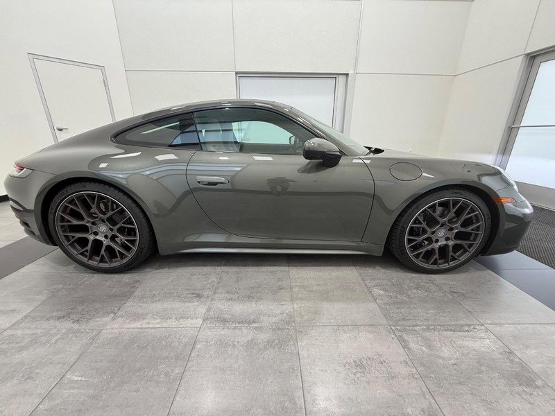 Certified 2024 Porsche 911 Carrera 4S image 9