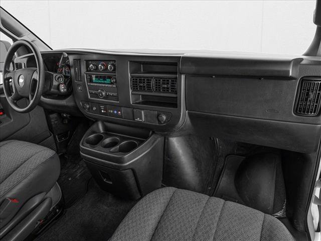 New 2026 Chevrolet Express 3500 LS RWD image 10