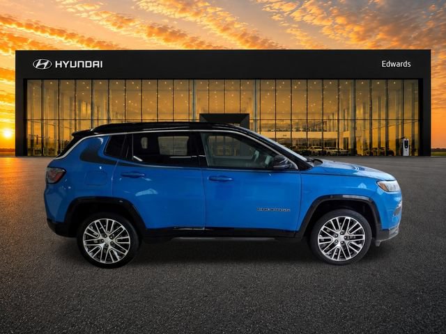 Used 2023 Jeep Compass Limited w/ Elite Group AWD/4WD image 6