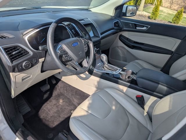 Used 2017 Ford Edge Titanium w/ Equipment Group 301A image 12