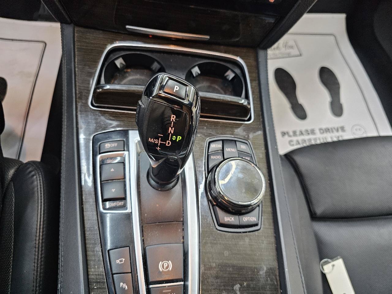 Used 2015 BMW 750i w/ M Sport Edition RWD image 36