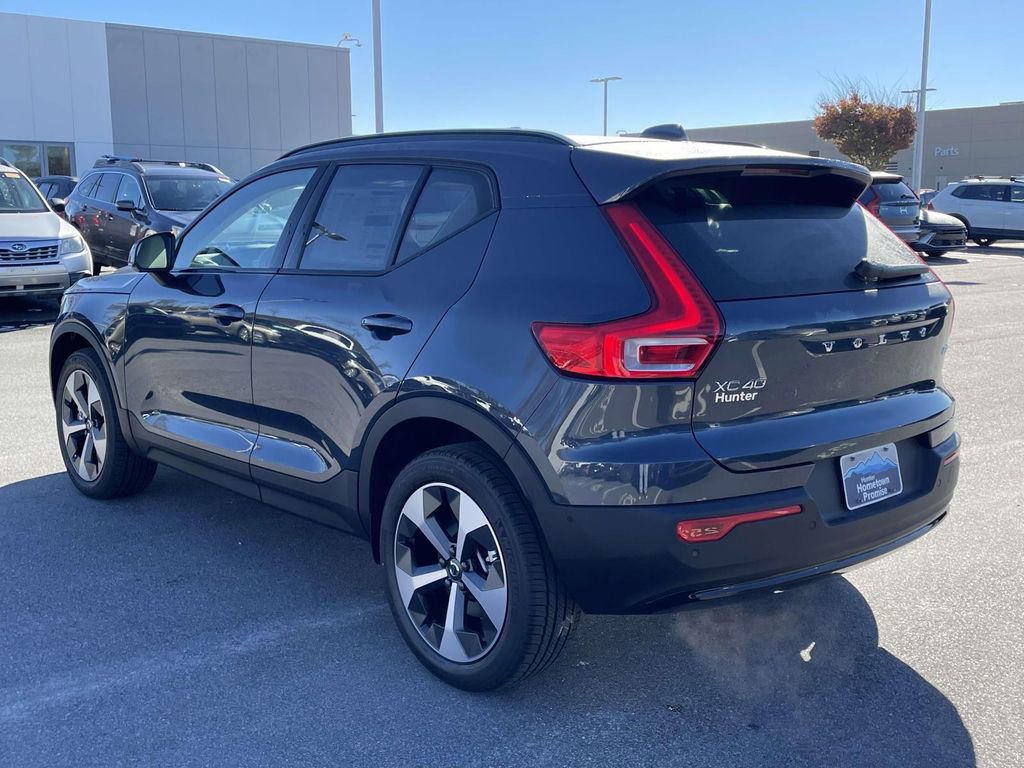 New 2026 Volvo XC40 B4 Plus w/ Protection Package Premier FWD image 26