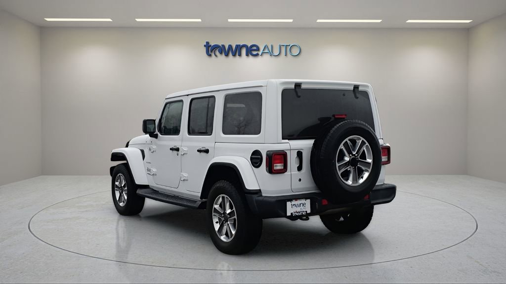 Used 2020 Jeep Wrangler Unlimited Sahara w/ Uconnect 4C Nav & Sound Group AWD/4WD image 3