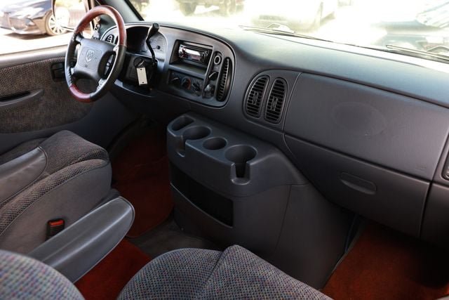 Used 2000 Dodge B3500 RWD image 13