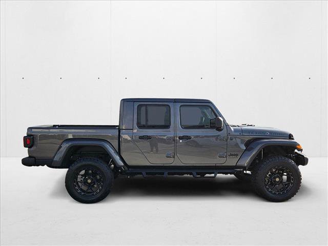 New 2025 Jeep Gladiator Sport image 4