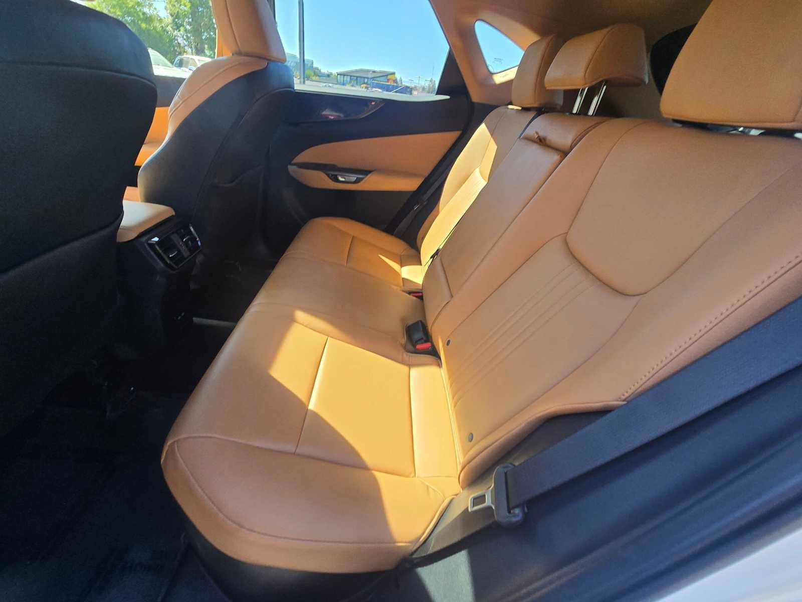 Used 2025 Lexus NX 350h AWD w/ Accessory Package (2T) image 17