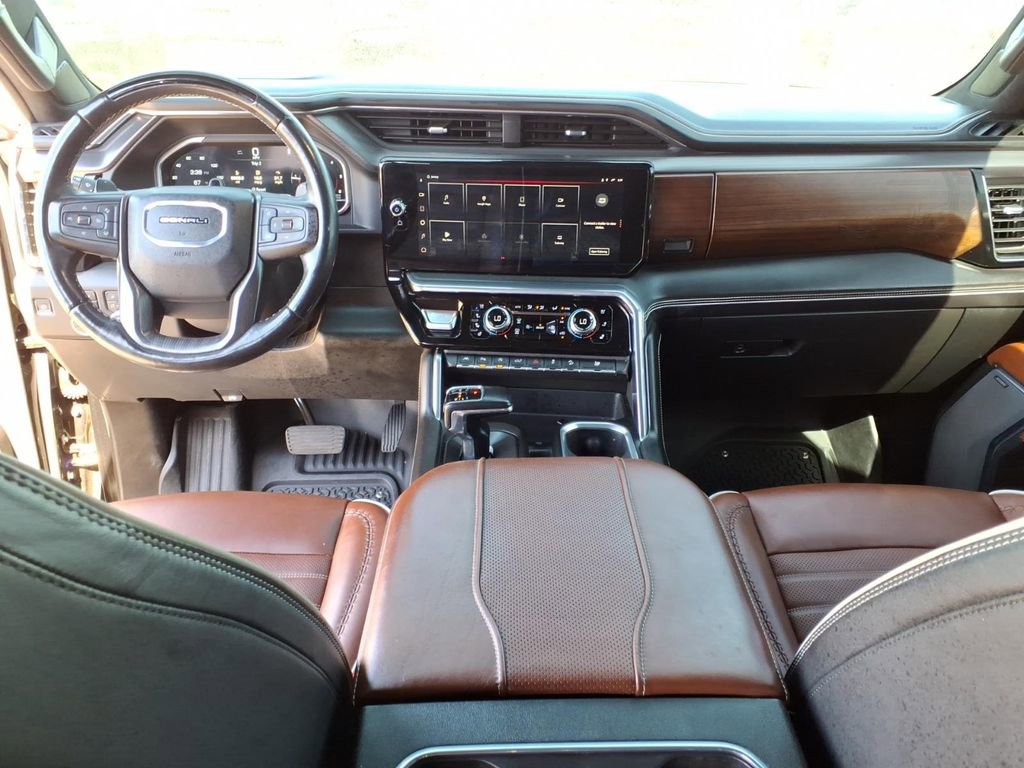 Used 2023 GMC Sierra 1500 Denali Ultimate image 8