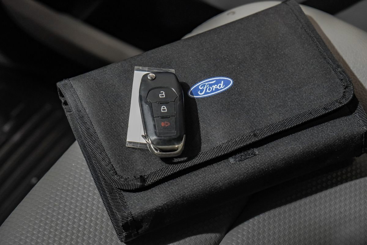 Used 2021 Ford F550 4x4 Crew Cab Super Duty w/ Power Equipment Group image 61