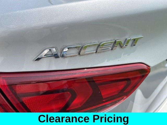 Used 2021 Hyundai Accent SEL image 46