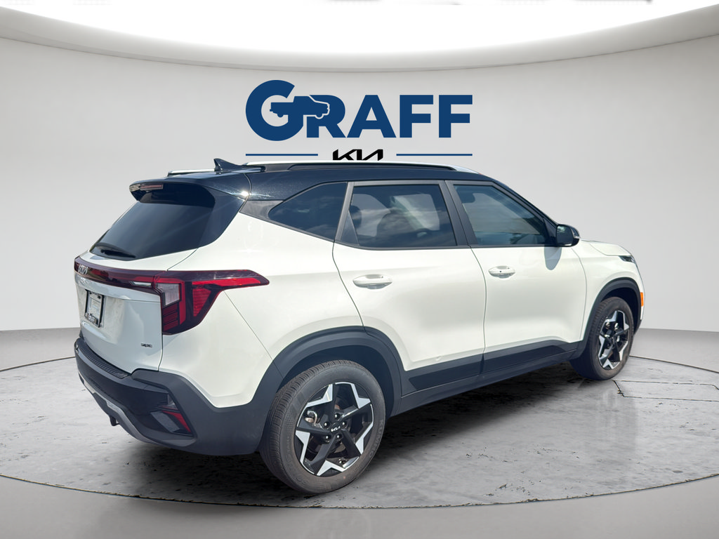 Used 2025 Kia Seltos S AWD/4WD image 15