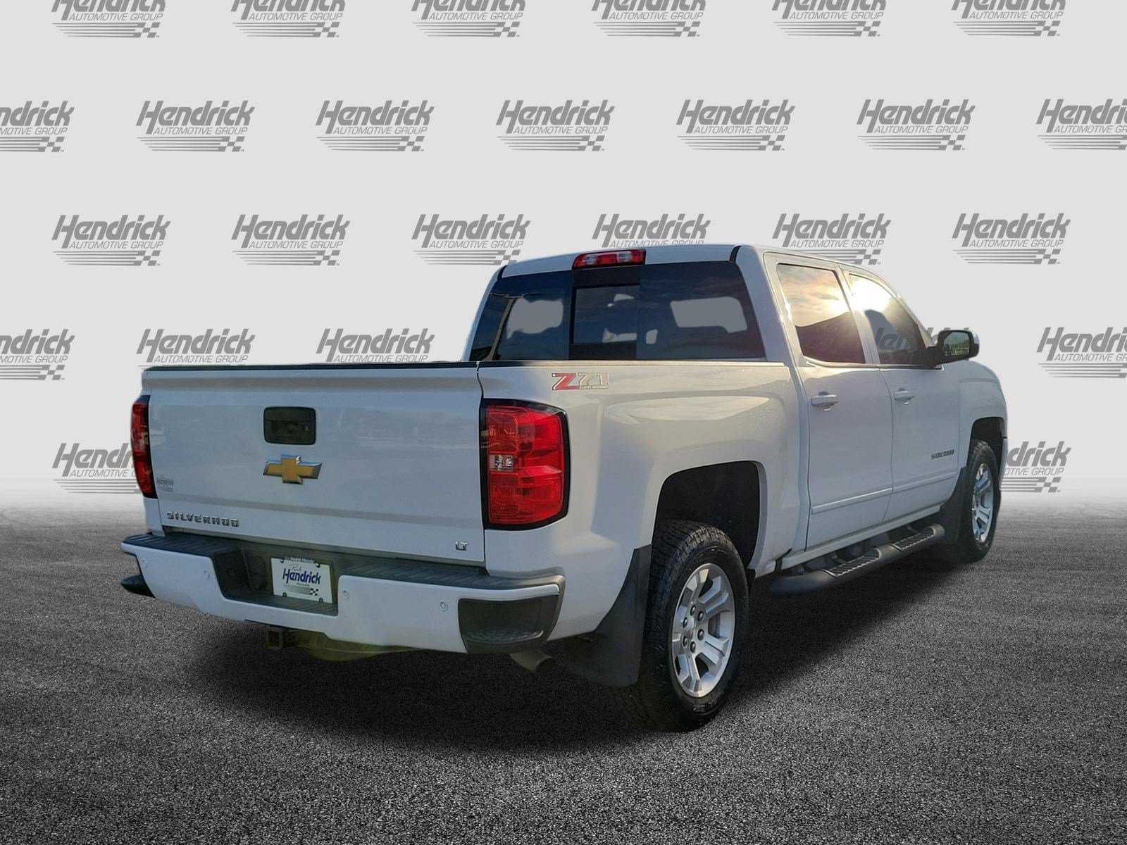 Used 2018 Chevrolet Silverado 1500 LT w/ All Star Edition AWD/4WD image 7