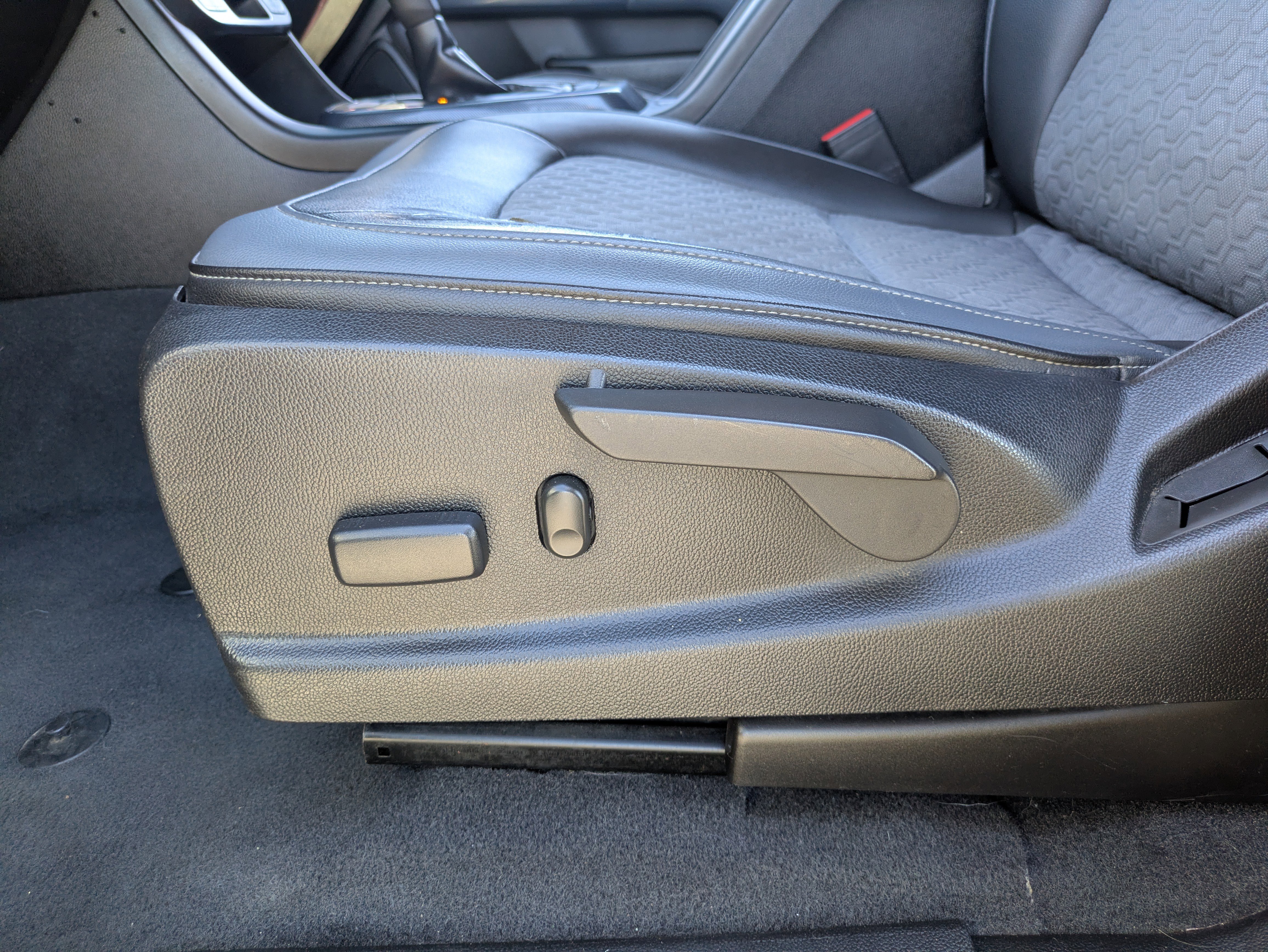 Used 2019 Chevrolet Colorado Z71 image 20