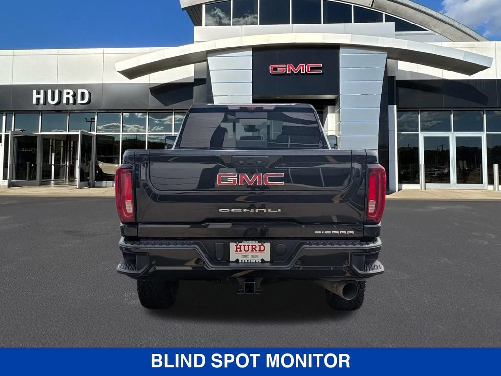 Used 2023 GMC Sierra 2500 Denali w/ Denali Black Diamond Edition AWD/4WD image 5