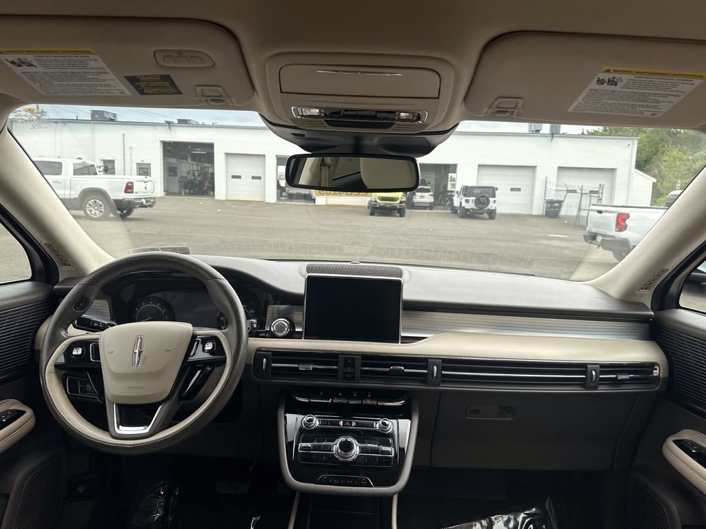 Used 2020 Lincoln Corsair AWD w/ Equipment Group 101A image 19
