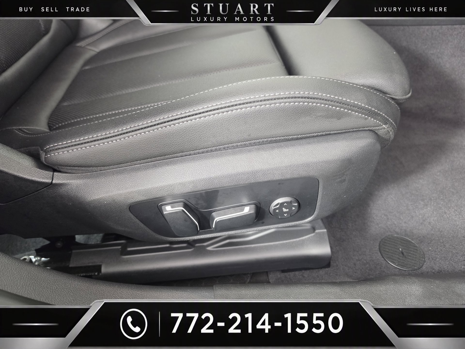 Used 2025 BMW 330i xDrive Sedan AWD/4WD image 34