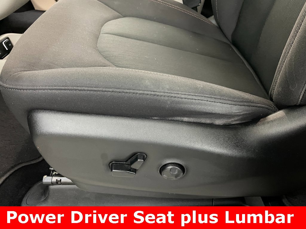 Used 2019 Chrysler Pacifica Touring Plus w/ Advanced Safetytec Group image 10