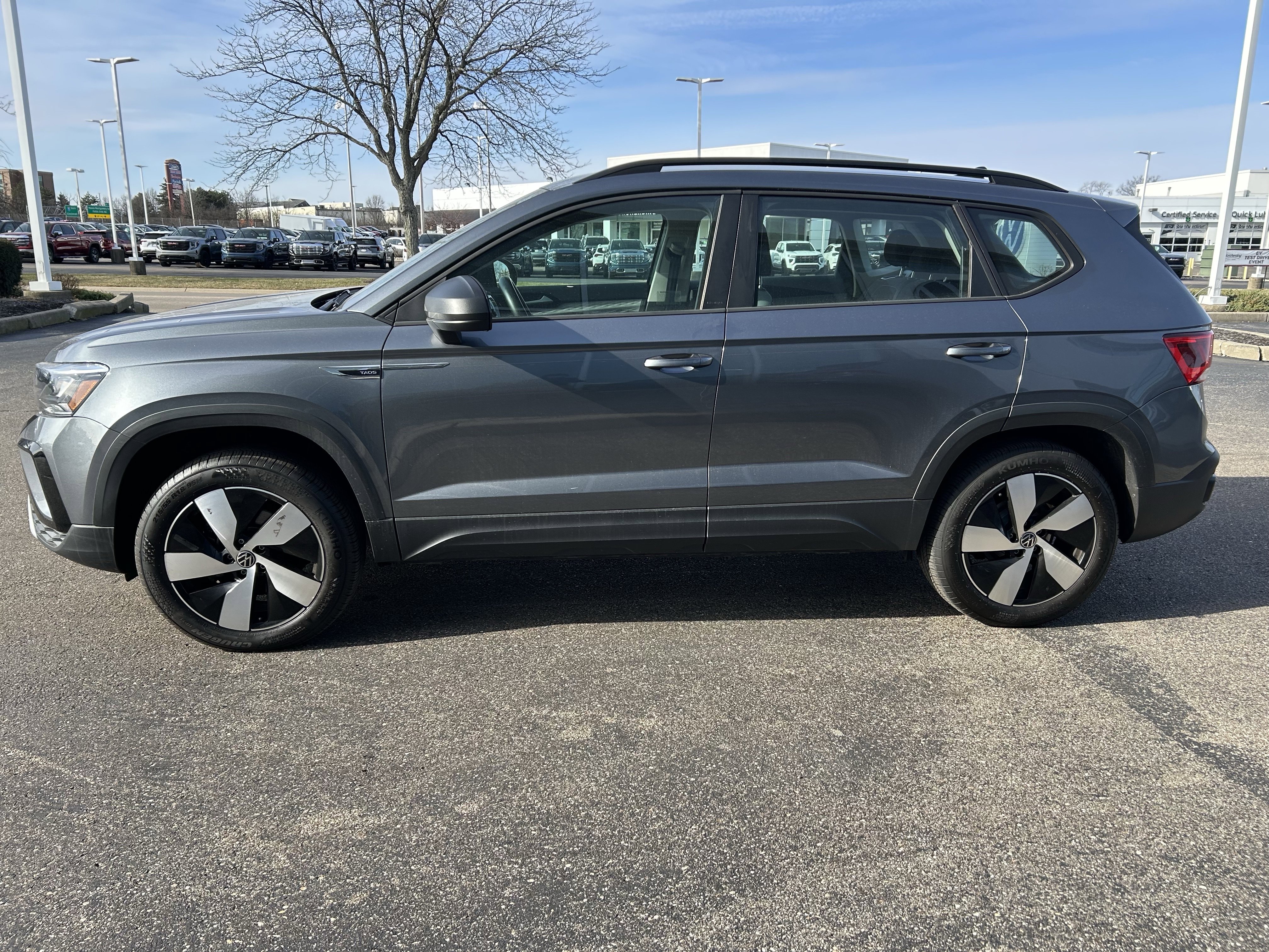 Certified 2024 Volkswagen Taos S image 4