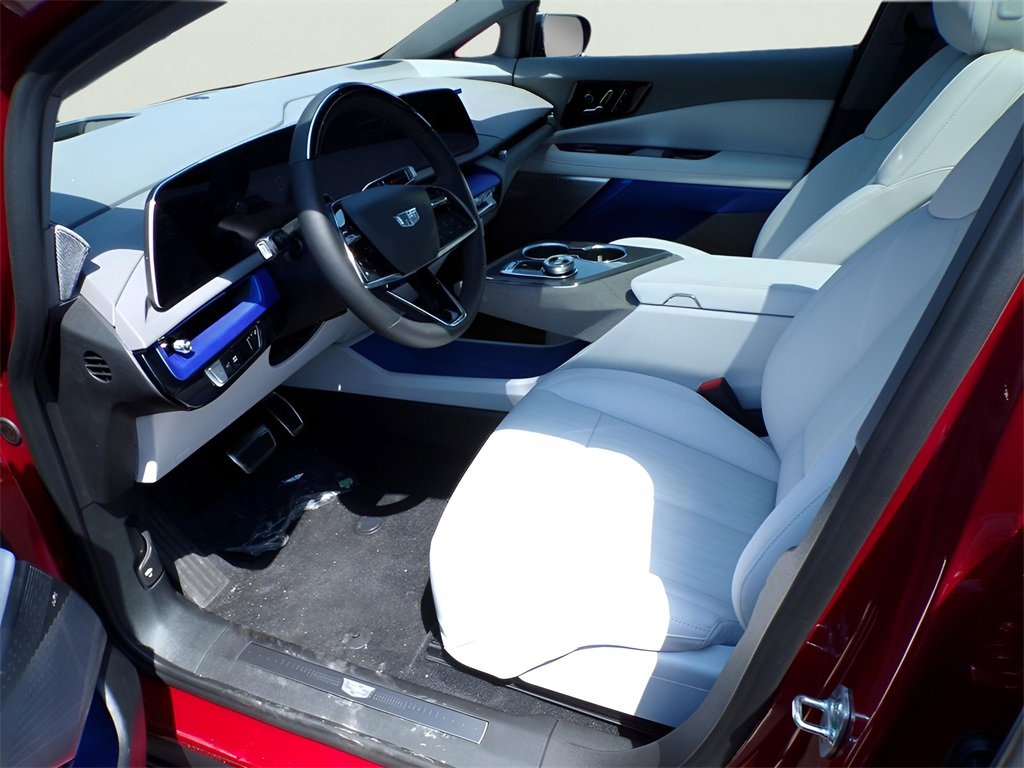 New 2025 Cadillac Optiq Sport 2 image 10