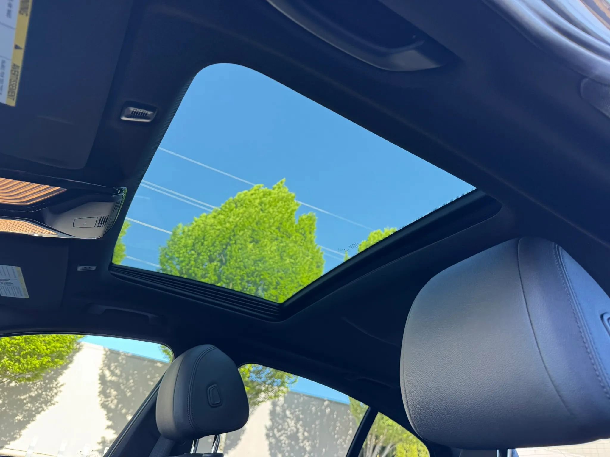 Used 2019 BMW 530e xDrive AWD/4WD image 42